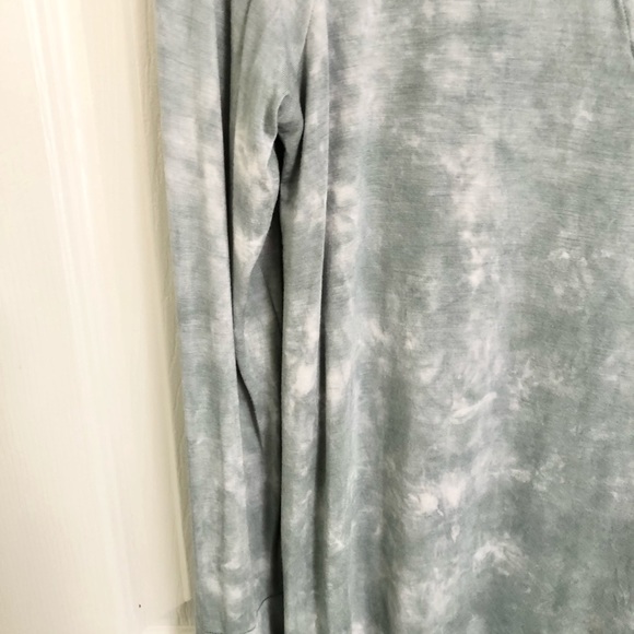 American Eagle S Tie Dye Soft & Sexy Bell Sleeve - Picture 5 of 6